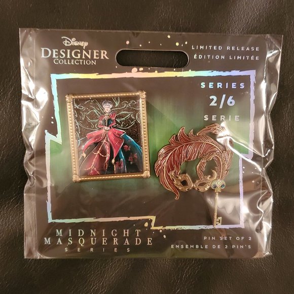 Lady Tremaine Doll & Pin Set Series 2/6 - Picture 10 of 10